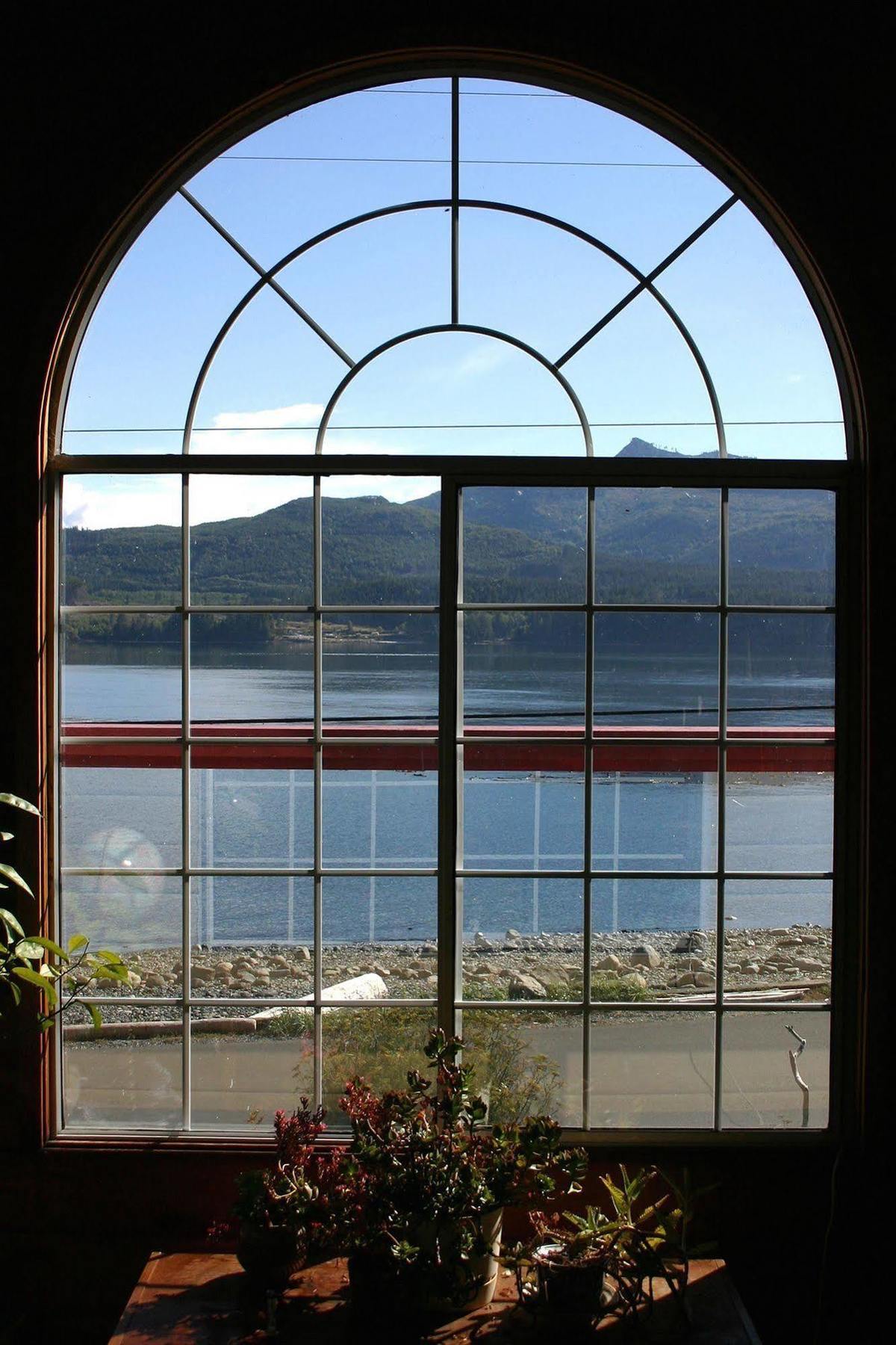Alert Bay Lodge Eksteriør billede